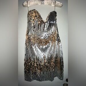 SOCIAL COUTURE XL Sequin Strapless Dress Zipper Down Back Glittery Gold Silver